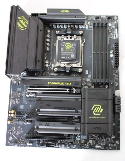 MSI MAG B850 TOMAHAWK MAX WIFI, Processor family AMD, Processor socket AM5, DDR5, Supported hard disk drive interfaces M.2, SATA, Number of SATA connectors 4, USED, REFURBISHED, WITHOUT ACCESSORIES, ONLY BACK PANEL INCLUDED