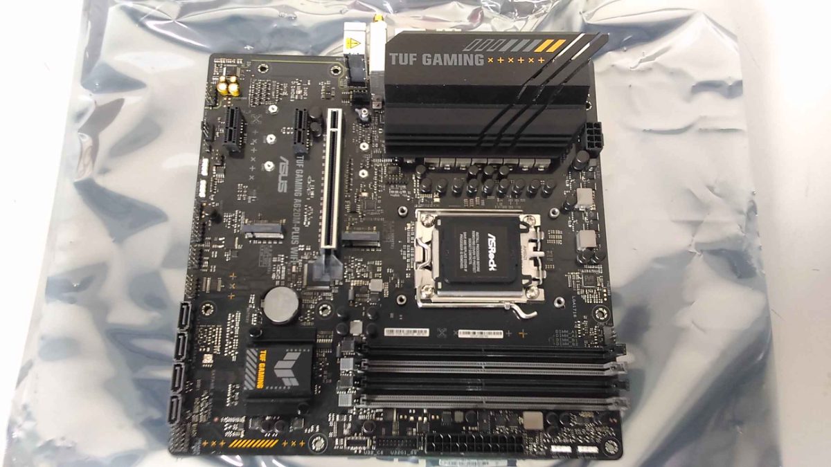 Asus TUF GAMING A620M-PLUS WIFI, Processor family AMD, Processor socket AM5, DDR5 DIMM, Memory slots 4, Supported hard disk drive interfaces 	SATA, M.2, Number of SATA connectors 4, Chipset AMD A620, Micro-ATX, USED, REFURBISHED, WITHOUT ORIGINAL PACKAGING AND ACCESSORIES, ONLY BACKPANEL AND ANTENNA INCLUDED