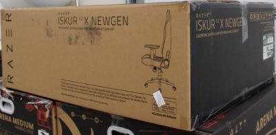 Razer Iskur V2 X NewGen, Gaming Chair, Black/Green, DAMAGED ITEM AND PACKAGING. ITEM SCRATCHED, DIRTY. MISSING: GLOVES, 36 month(s)