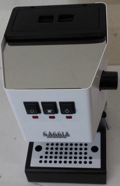 Gaggia Coffee Maker, RI9481/13 Classic Evo, Pump pressure 15 bar, Built-in milk frother, Ground, 1300 W, White, DAMAGED PACKAGING, DENT ON THE TOP, CRACKED PLASTIC