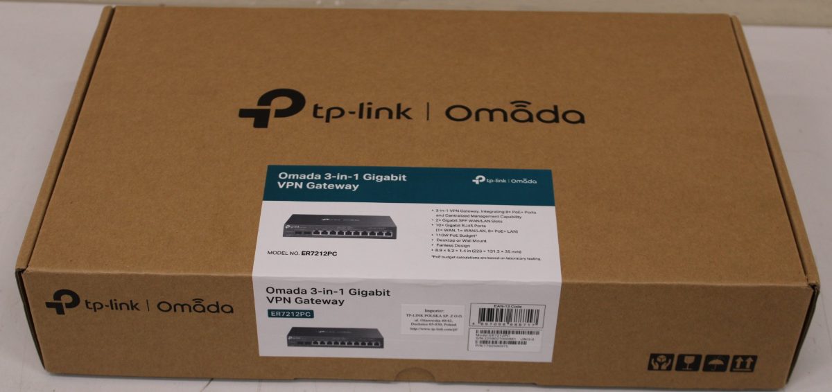 TP-LINK, Omada 3-in-1 Gigabit VPN Router, ER7212PC, 802.1q, 10/100/1000 Mbit/s, Ethernet LAN (RJ-45) ports 8, Mesh Support No, MU-MiMO No, No mobile broadband, 24 month(s), USED, SCRATCHED ON BACK