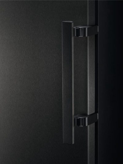 Electrolux brīvstāvoša No Frost saldētava E, 186 cm