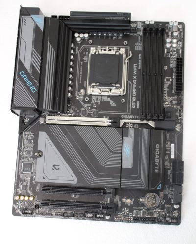 Gigabyte X870 GAMING X WIFI7 1.0, Processor family AMD, Processor socket AM5, DDR5, Supported hard disk drive interfaces SATA, M.2, Number of SATA connectors 4, REFURBISHED, USED, WITHOUT INSTRUCTIONS, ORIGINAL BOX, ANTENNA