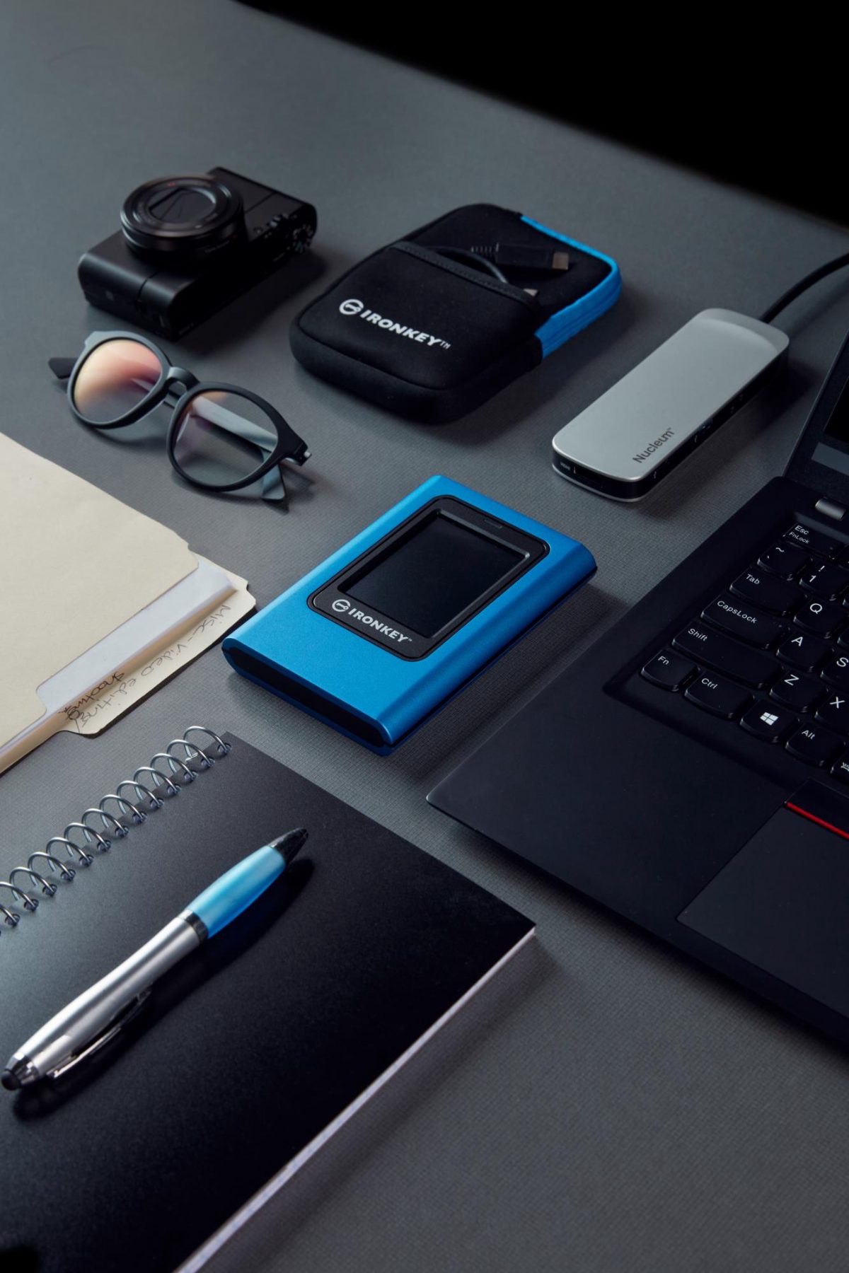 External SSD, KINGSTON, IronKey Vault Privacy 80, 1.92TB, USB 3.2, Write speed 250 MBytes/sec, Read speed 250 MBytes/sec, IKVP80ES/1920G